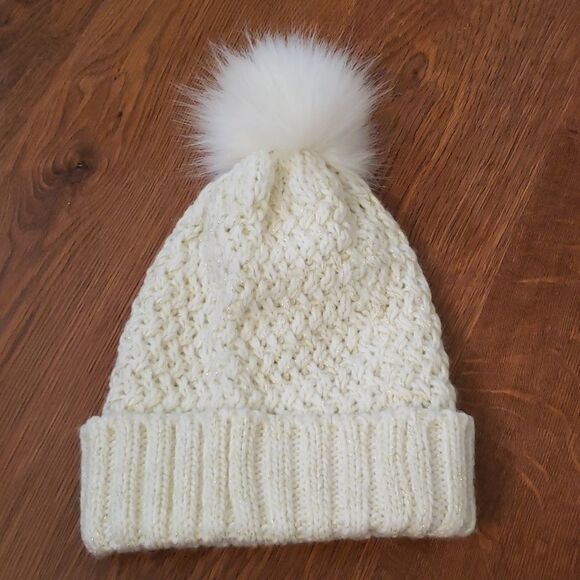 Pom-Pom Beanie Ivory & Gold - Picture 1 of 4
